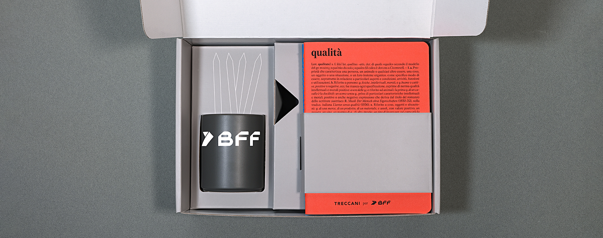 Casa BFF, Kit di benvenuto, studio di packaging e cartotecnica. Progetto di notes e gift coordinati in collaborazione con Treccani